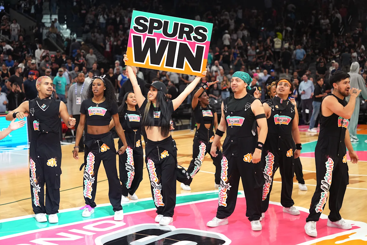 U.S. Headlines, Spurs Dominate, Music Buzz & Global Tensions